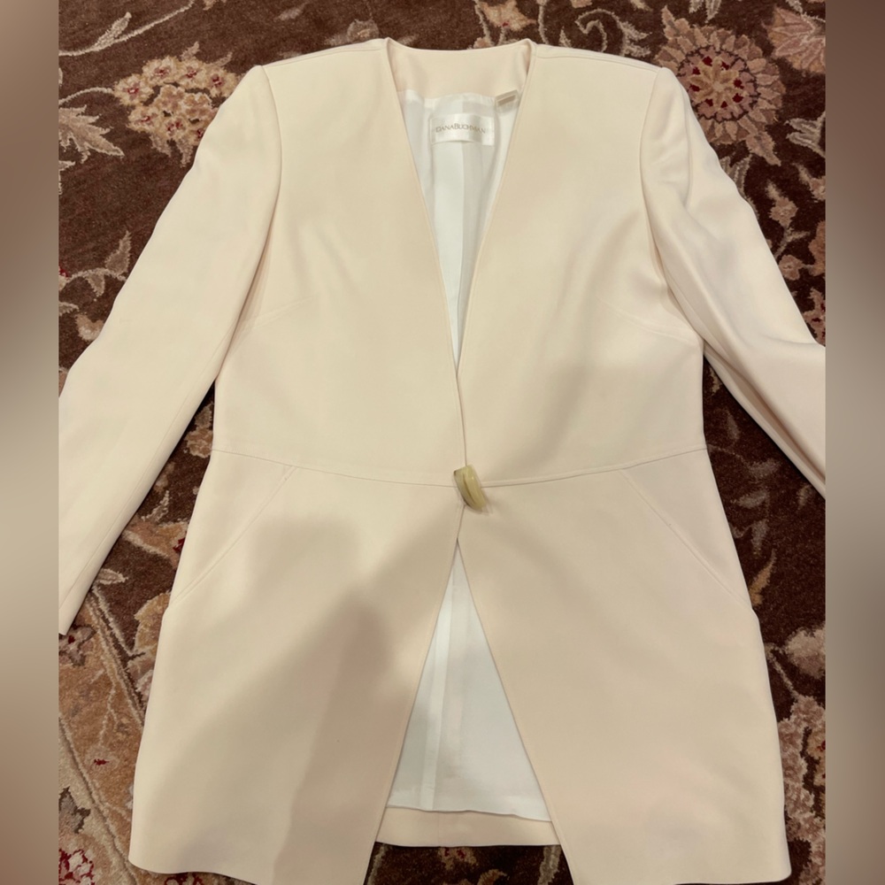 Dana Buchman 100% Silk Blazer